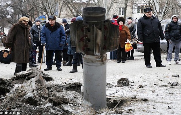 Ουκρανία: 4 άνθρωποι σκοτώθηκαν από οβίδα