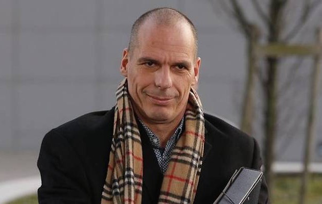 Ο Βαρουφάκης διαψεύδει ανάρτηση των Financial Times