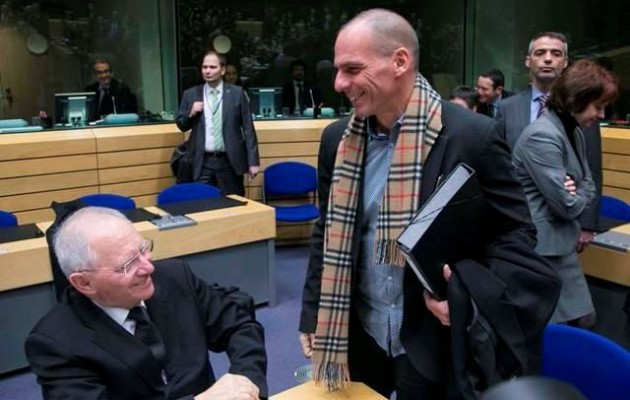 Eurogroup: Ολιγόωρη αναβολή για… «μασάζ» στον Σόιμπλε