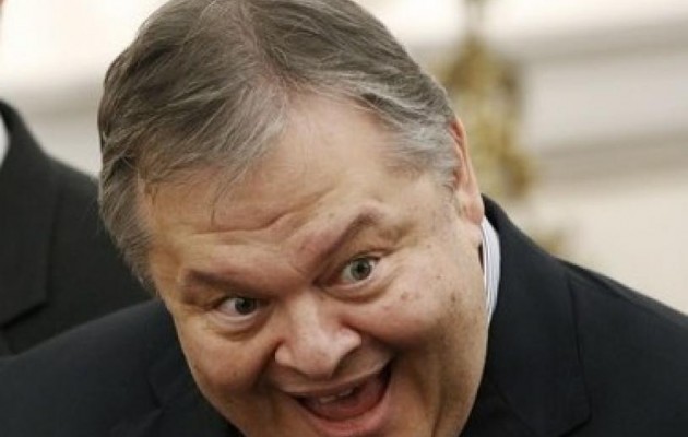 Γιατί φεύγει για να… μείνει ο Βενιζέλος στο ΠΑΣΟΚ