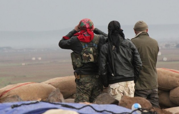 Η Τουρκία επιτέθηκε και στους Κούρδους της Συρίας που πολεμάνε το Ισλαμικό Κράτος