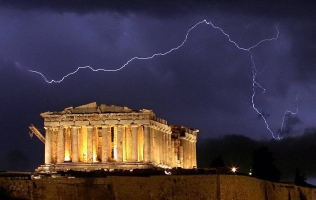 Γερμανία: Η στάση πληρωμών πλησιάζει επικίνδυνα την Ελλάδα
