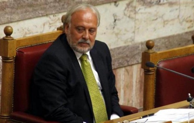 Έκαψαν το αυτοκίνητο του πρώην αντιπροέδρου της Βουλής Γ. Καλαντζή