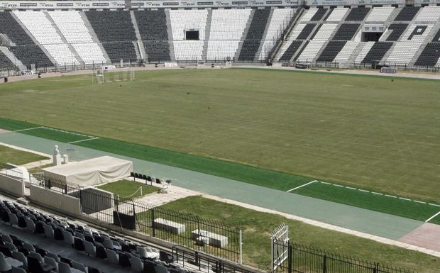 Αρχίζει και πάλι το πρωτάθλημα, αλλά με άδειες εξέδρες