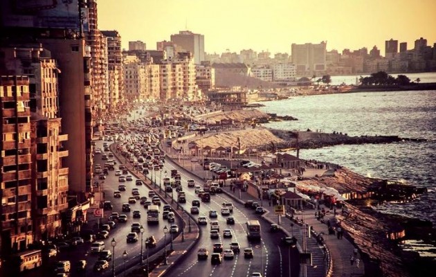 Τρεις βομβιστικές επιθέσεις τζιχαντιστών στην Αλεξάνδρεια