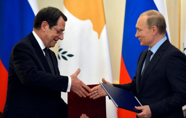 Ενοχλήθηκε το Λονδίνο από τις συμφωνίες Κύπρου – Ρωσίας