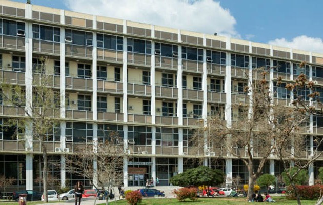 Ένταση στο Αριστοτέλειο- Φοιτητές τραυμάτισαν φύλακα