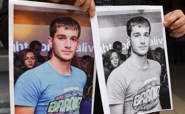 Οδυρμός στο ετήσιο μνημόσυνο του Βαγγέλη Γιακουμάκη – Τι είπε ο θείος του