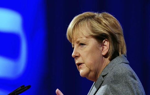Η Μέρκελ πιέζει για τις ιδιωτικοποιήσεις