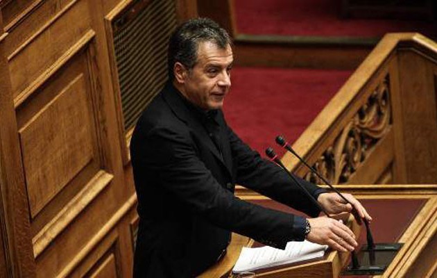 Οργή για την απίστευτη πολιτική αλητεία Θεοδωράκη να βρίσει τον νεκρό Galaxyarchis
