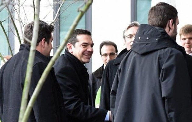 H άφιξη Τσίπρα στο Βερολίνο (φωτογραφίες)