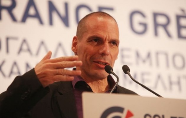 Νέα “δημιουργική ασάφεια” από Βαρουφάκη: “Υπάρχει εναλλακτική” λύση!