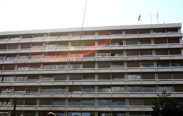 Υπουργείο Οικονομικών: Από το 2016 η εφαρμογή του νόμου για τις δημόσιες συμβάσεις