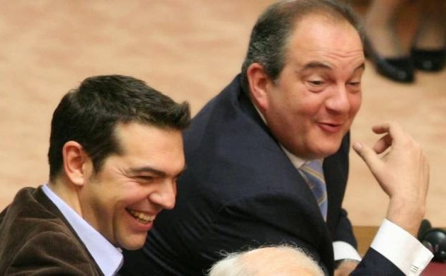 Συμμαχία Τσίπρα – Καραμανλή καταγγέλλει ο Βενιζέλος – Τι φοβάται ο Σαμαράς