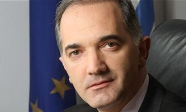 Έκτακτο συνέδριο ζητά και ο Σαλμάς