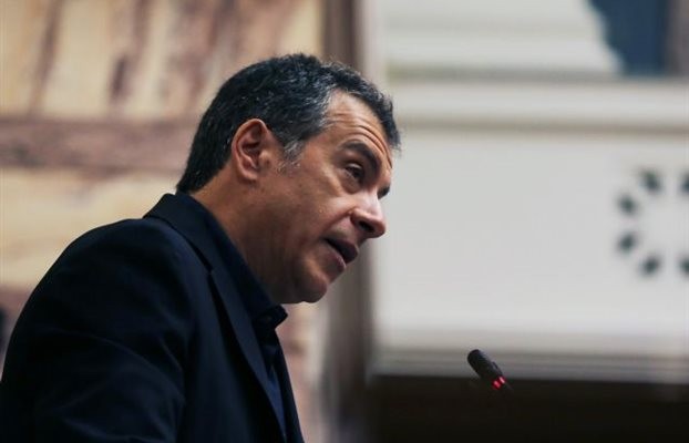 Θεοδωράκης κατά Τσίπρα – Καμμένου: Το παίζουν  ήρωες του αλβανικού μετώπου