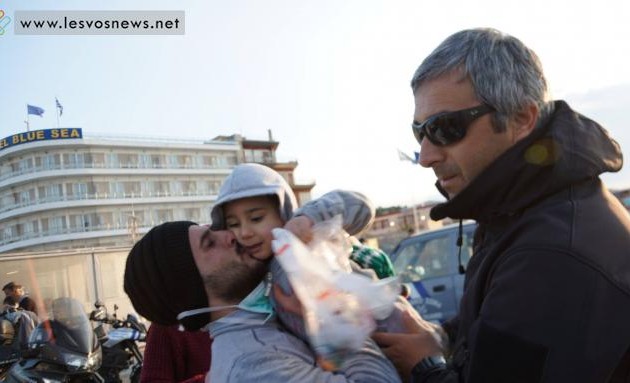 Μετανάστης βρίσκει το παιδί του που νόμιζε ότι πνίγηκε