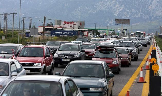 Μικρότερη η Πασχαλινή  έξοδος των Αθηναίων φέτος