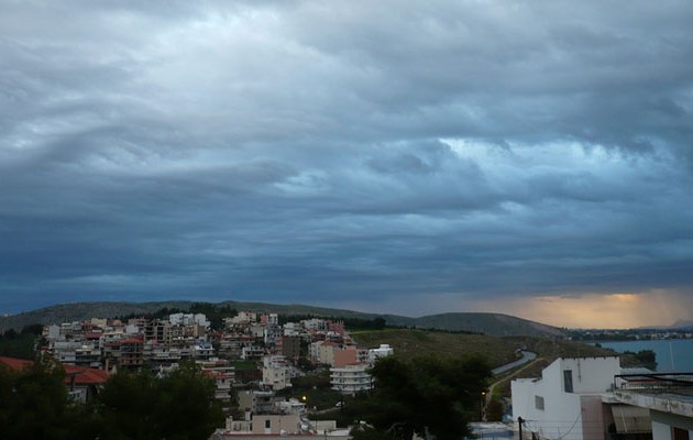 Νεφώσεις και βροχές την Παρασκευή