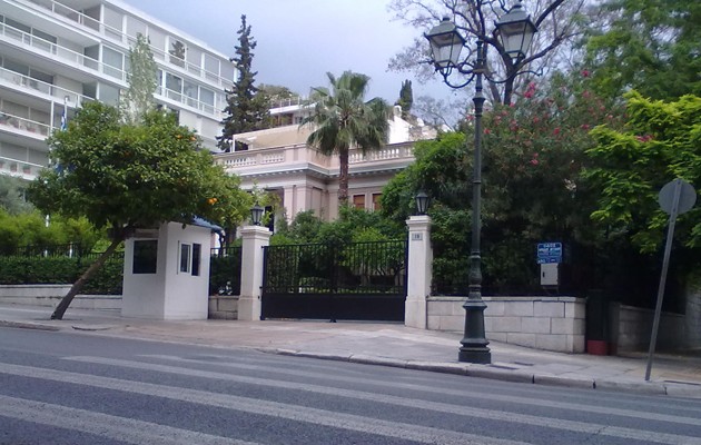 Οργή Μαξίμου για την εφημερίδα Θεσσαλονίκη