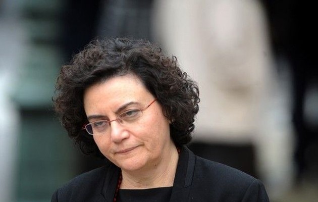 Κόλαφος για Βαλαβάνη: Η μητέρα της σήκωσε τις 200.000 ευρώ