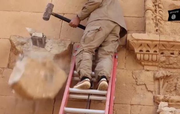 Το Ισλαμικό Κράτος άρχισε την καταστροφή των τειχών της αρχαίας Νινευή
