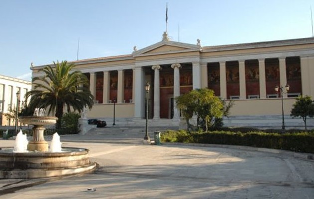 Εμπόριο ελπίδας: Ο ΣΥΡΙΖΑ τάζει εισαγωγή στα ΑΕΙ χωρίς εξετάσεις