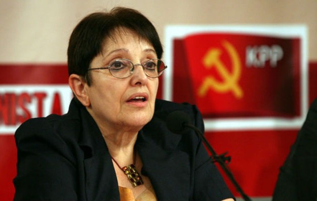 Eκτάκτως στο νοσοκομείο η Αλέκα Παπαρήγα