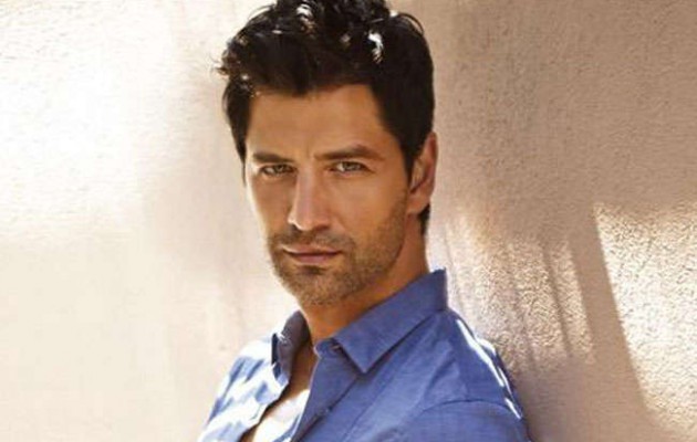 Θα το δούμε και αυτό -Ερμηνευτής του “Άξιον Εστί” ο Ρουβάς!