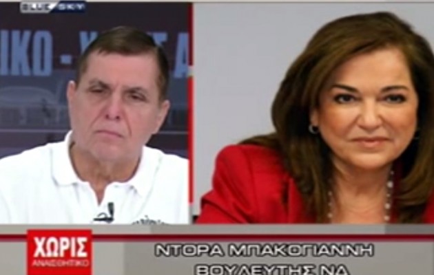 Δείτε τον Τράγκα με κεραμιδί μαλλί να “παίζει” Ντόρα κατά Τσίπρα (βίντεο)