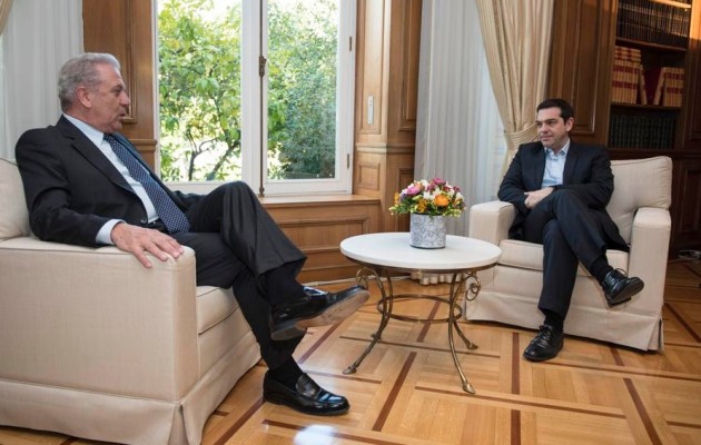 Εθνική στρατηγική για τη μετανάστευση συμφώνησαν Αβραμόπουλος – Τσίπρας