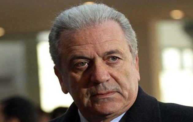 Ο Αβραμόπουλος ήρθε στην Αθήνα για να ψηφίσει στις εκλογές της ΝΔ