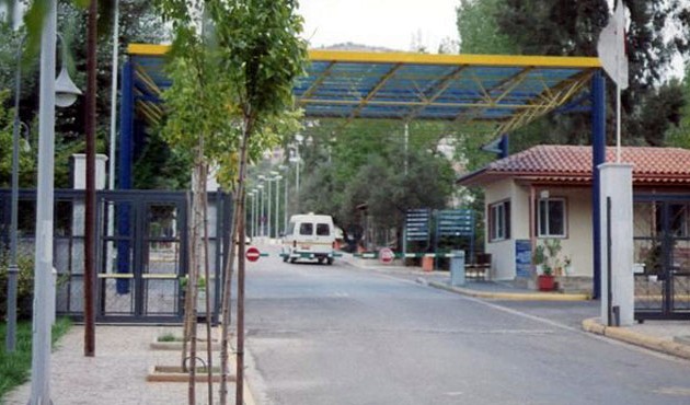 Ζητάνε την αποπομπή του διευθυντή στο ψυχιατρείο στο Δαφνί