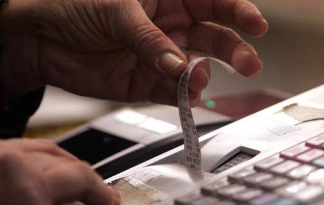 Κλειδώνουν οι τέσσερις συντελεστές στον ΦΠΑ