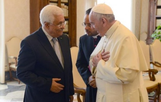 “Άγγελο της ειρήνης” αποκάλεσε ο Πάπας τον Πρόεδρο των Παλαιστινίων