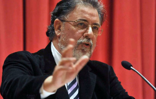 Ραδιοφωνικό σταθμό για την αστυνομία θέλει ο Πανούσης!