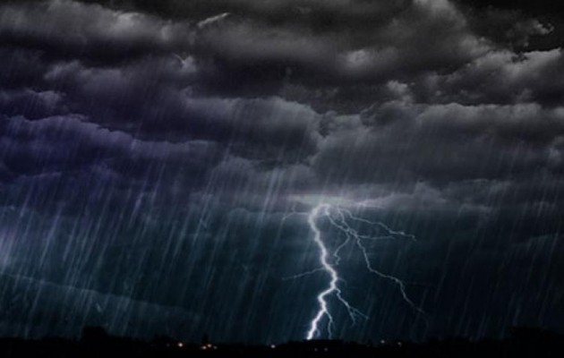 Κακοκαιρία και την Παρασκευή με βροχές και καταιγίδες