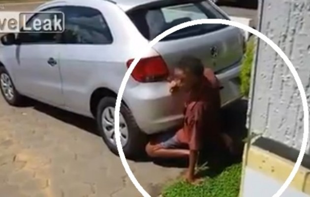 Βραζιλιάνος το “κάνει” με εξάτμιση αυτοκινήτου (βίντεο) – Λέγεται “μηχανοφιλία”