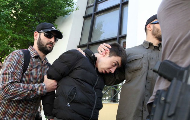 Νέες αποκαλύψεις για τον παιδοκτόνο: Σκόπευε να σκοτώσει και τη μητέρα (βίντεο)