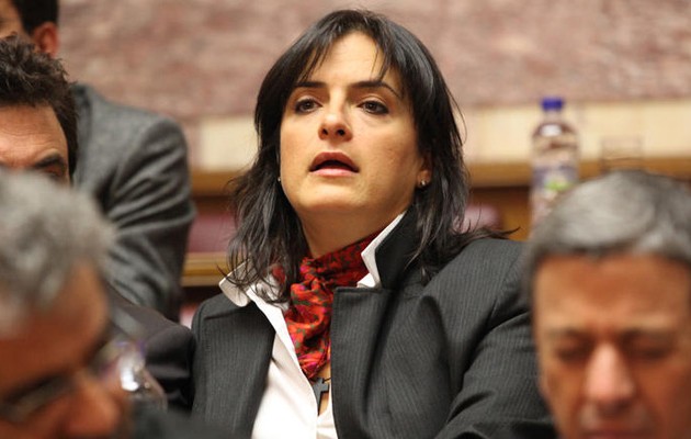 Παραιτήθηκε η Έλενα Παναρίτη μετά των καταιγισμό αντιδράσεων