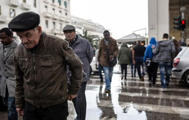 Δημοσκόπηση: Υπεροχή ΣΥΡΙΖΑ αλλά και νέο μνημόνιο βλέπουν οι πολίτες