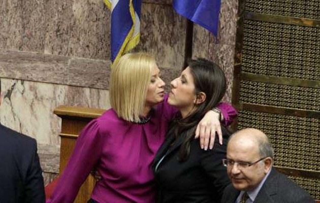 Στηρίζει Ζωή η Ραχήλ για το επεισόδιο με αστυνομικό στη Βουλή