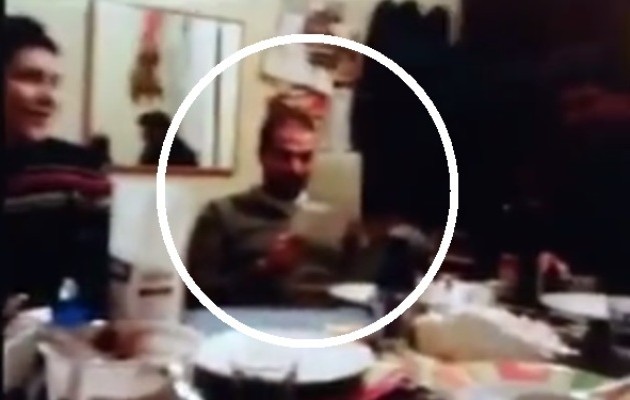 Ο Σακελλαρίδης και η παρέα του σατιρίζουν τις τηλεπωλήσεις του Άδωνι (βίντεο)