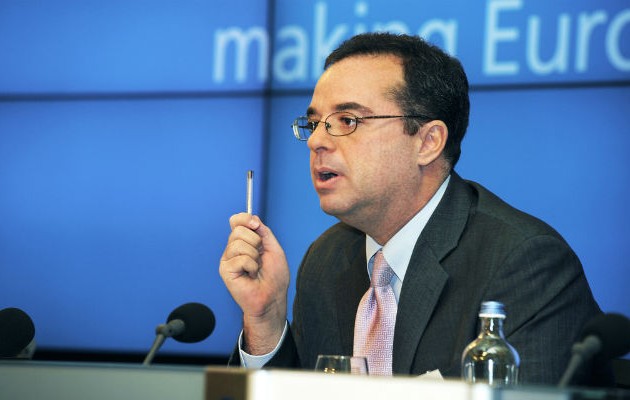 Σπίγκελ για τα πρώτα γκάλοπ: «Αυτό δεν είναι εξαιρετικά εξυπηρετικό»