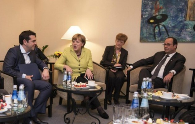 Νέα τηλεφωνική επαφή Τσίπρα με Μέρκελ και Ολάντ