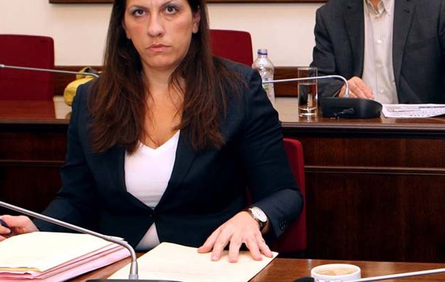 Άκυρος ο εξωδικαστικός συμβιβασμός με τη Siemens, λέει η Ζωή