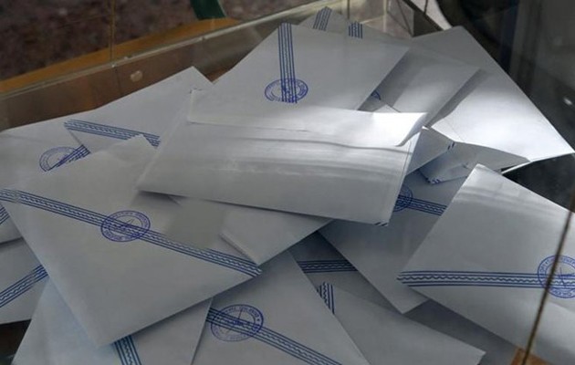 Οκτώ μονάδες μπροστά ο ΣΥΡΙΖΑ αλλά και νέο μνημόνιο βλέπουν οι πολίτες