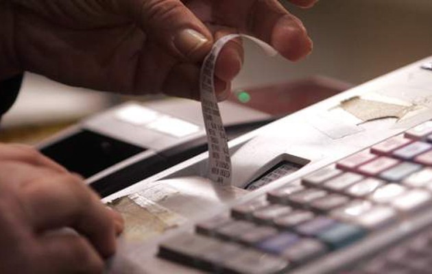 Όλα τα τρόφιμα που παραμένουν στο ΦΠΑ 13%