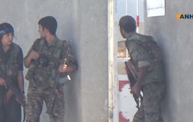 Άγριες μάχες στην Κομπάνι – Οι Κούρδοι προσπαθούν να διώξουν τους τζιχαντιστές (βίντεο)