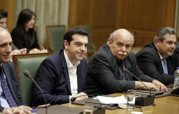 Eίμαστε ανοιχτοί σε επανάληψη των διαπραγματεύσεων, τονίζουν κυβερνητικές πηγές